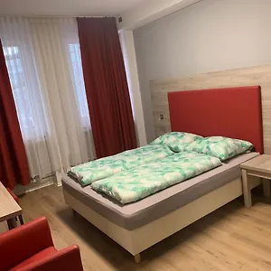Black Sheep Hostel Kolonia