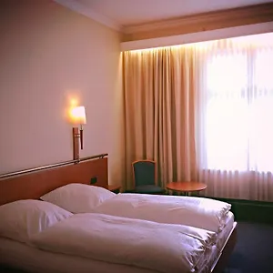Kurfuerst Am Kurfuerstendamm Berlijn